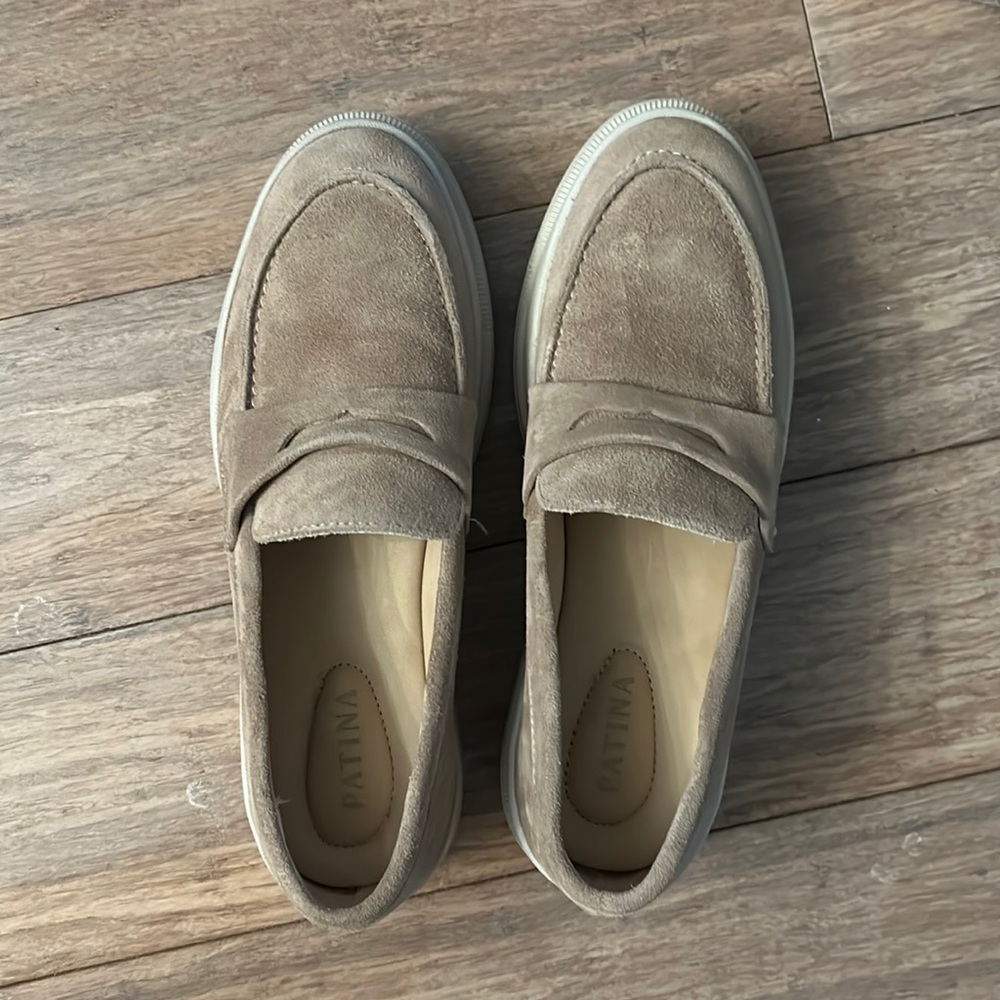 Portland leather Zoe chunky loafer, patina brand, size 10-10.5, taupe color